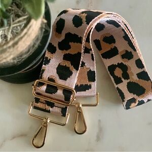 NWT Pink Gold Black Camo Animal Print Canvas Purse Strap